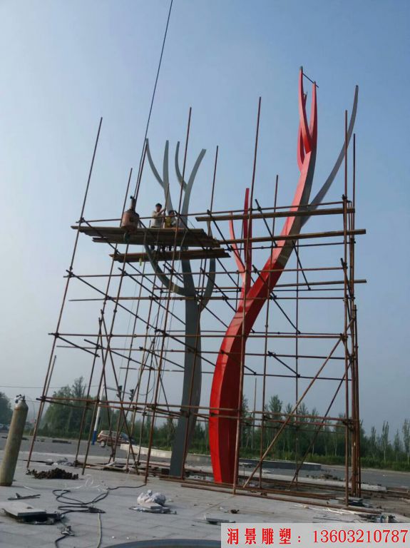 不锈钢树干雕塑  (1)