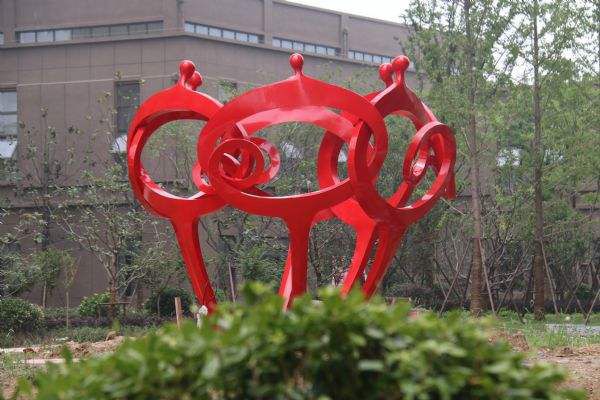 不锈钢抽象人物雕塑多少钱 抽象仿真人物景观摆件雕塑定制生产